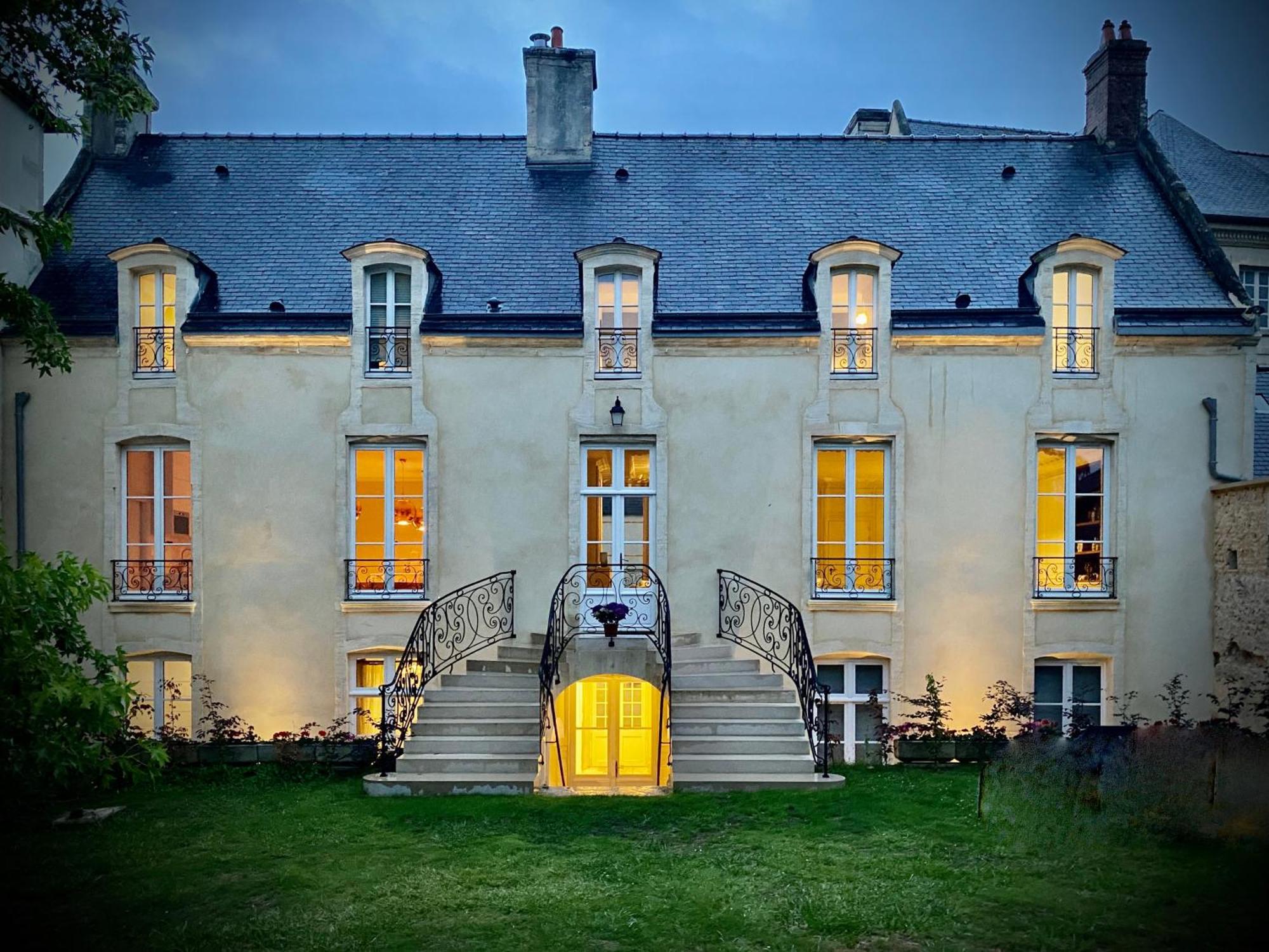 Bayeux, Normandy, Private Mansion, 17Th-18Th Century, In The City Exterior foto